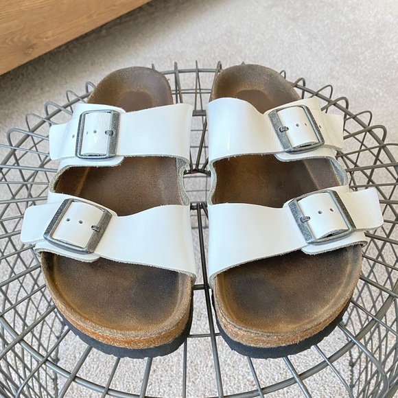 Birkenstock Shoes - Birkenstock -White Patent 🤍